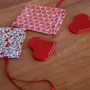 Marque-page coeur rouge